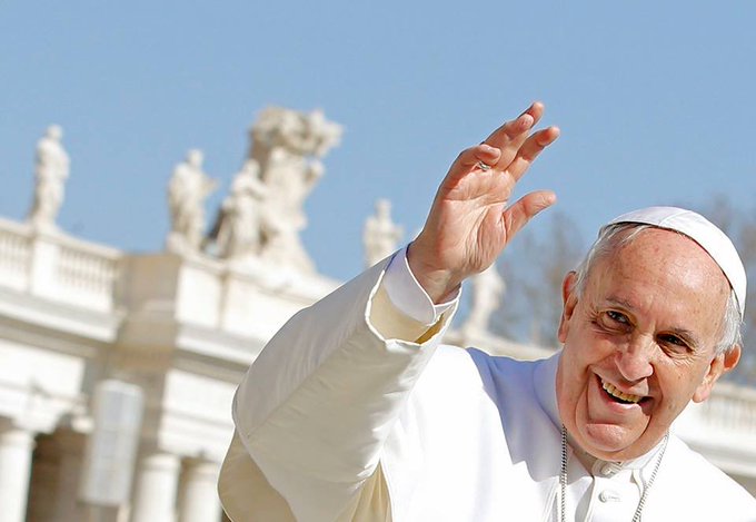 Papa Francisc, la prima apariţie la Vatican după externare, se declară “solidar” cu ţările europene afectate de inundaţii