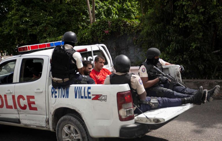 Pentagonul trimite o echipă de experți în Haiti