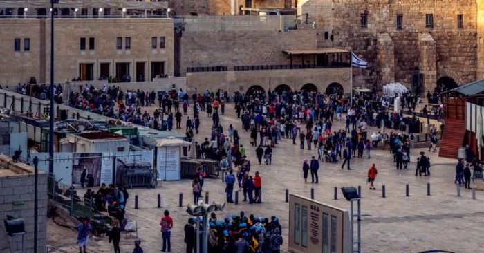 Ciocniri între poliţia israeliană şi palestinieni pe Esplanada Moscheilor din Ierusalim