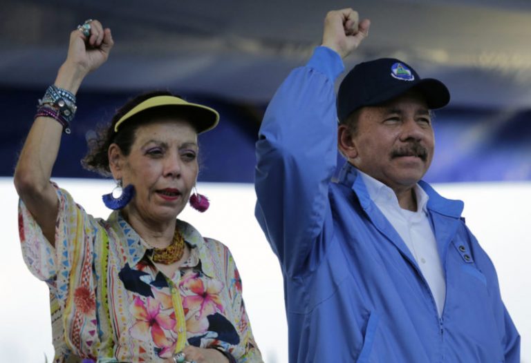 Daniel Ortega candidează pentru al patrulea mandat consecutiv de preşedinte în Nicaragua, soţia sa vrea să îi fie iar vice