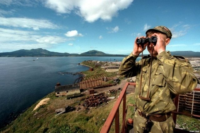 Rusia îşi extinde construcţiile militare în Insulele Kurile