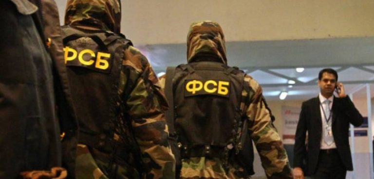 FSB a întreprins mai multe arestări de ruşi acuzaţi de ‘înaltă trădare’ şi ‘terorism’ în folosul Ucrainei