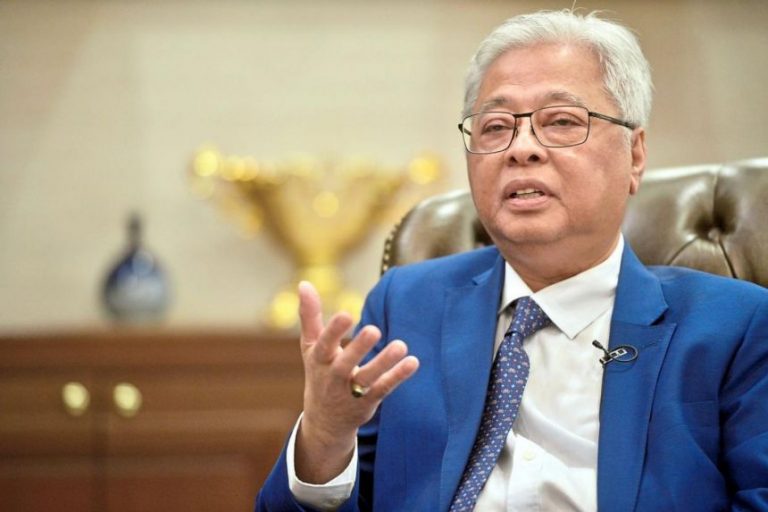 Premierul Malaeziei convoacă alegeri anticipate