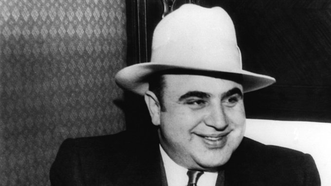Pistolul lui Al Capone va fi vândut la licitaţie