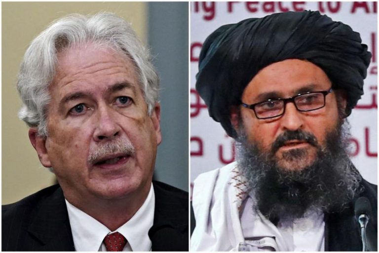 Şeful CIA a avut o întâlnire SECRETĂ cu liderul talibanilor