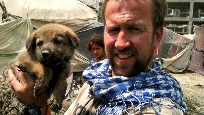 UK se pregăteşte să evacueze… câini şi pisici din Kabul