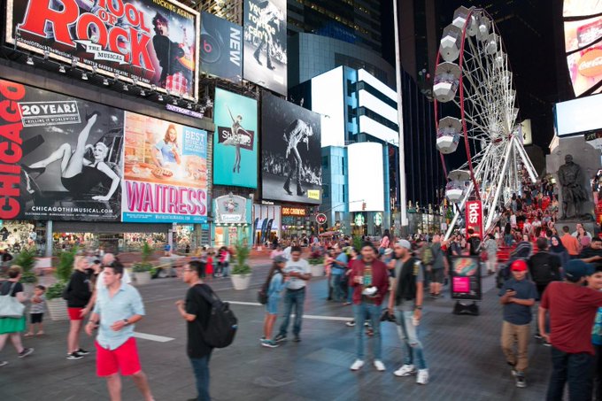 Mai puţină lume şi măşti pentru tradiţionala petrecere de Revelion din Times Square