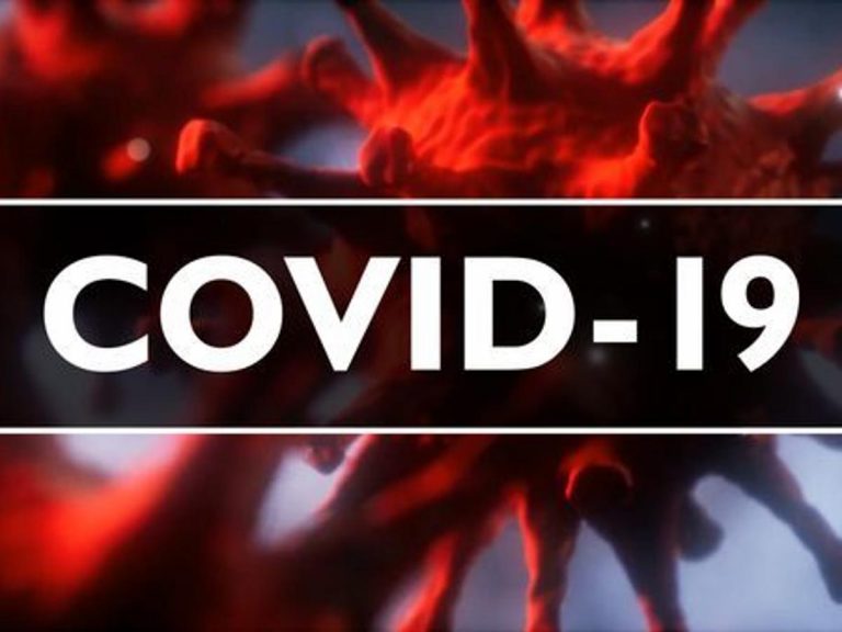 O nouă variantă de COVID provoacă îngrijorare în rândul oamenilor de ştiinţă