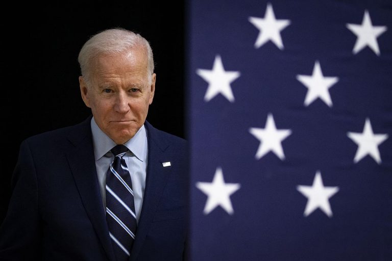 Biden salută progresele democraţilor legate de proiectele sale din Congres
