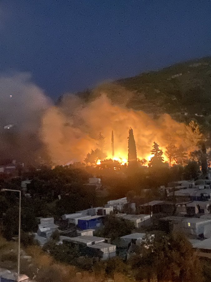 Peste 100 de incendii de vegetaţie identificate în interval de 24 de ore în Grecia