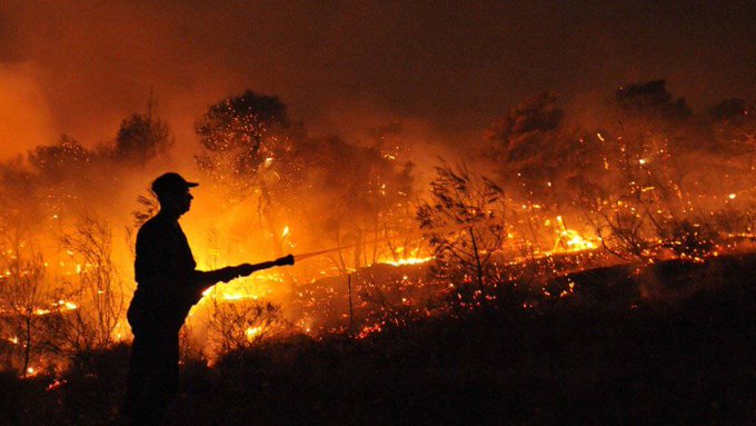 Nord-estul Argentinei este PĂRJOLIT de incendii uriaşe (VIDEO)