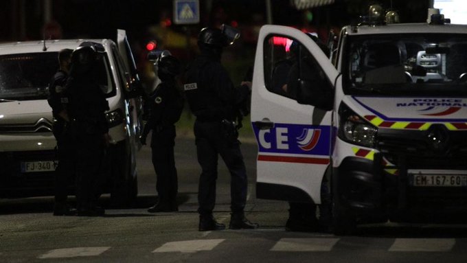 Incident armat la periferia oraşului francez Lyon; cel puţin un mort