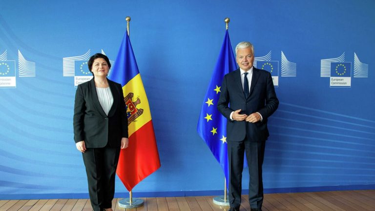 Premierul R.Moldova s-a întâlnit cu comisarul UE pentru Justiţie