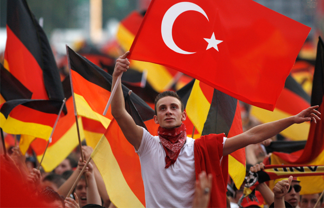 60 de ani de când Germania şi-a deschis porţile pentru milioane de turci