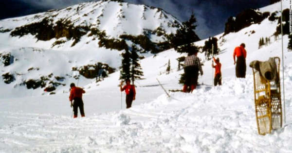 Mai mulţi alpinişti, victime ale unei căderi masive de gheaţă în Elveţia