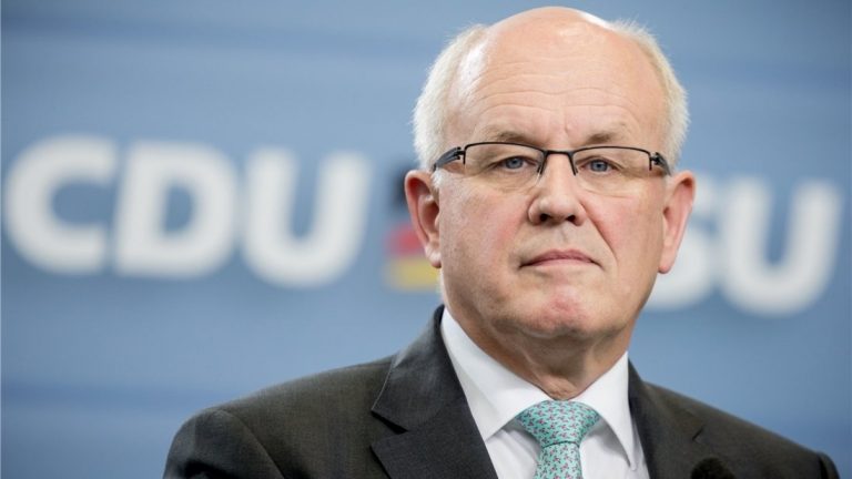 Un lider al conservatorilor germani le cere social-democraţilor să ia în calcul intrarea în ‘marea coaliţie’