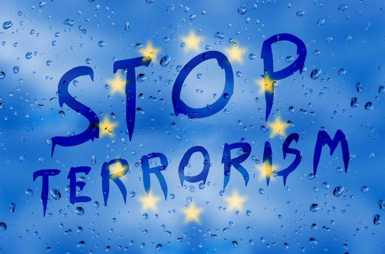Consiliul UE a adoptat lista organizaţiilor teroriste