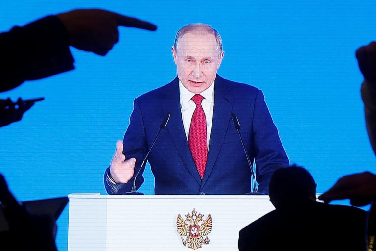 Putin NU s-a decis încă dacă va participa la conferinţa BRICS din Africa de Sud