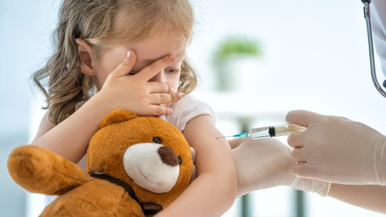 ‘Alertă roşie’ privind vaccinarea infantilă la nivel global