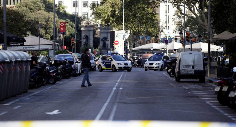 Autorităţile REVIN cu date OFICIALE – 13 oameni au murit în atacul din Barcelona. Peste 50 au fost răniţi