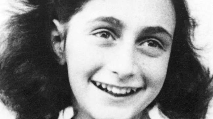 Un suspect bănuit de trădarea Annei Frank, identificat cu ajutorul unor tehnici moderne de investigaţie