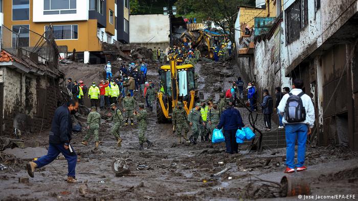 Cel puţin 16 morţi după o alunecare de teren produsă în sudul Ecuadorului
