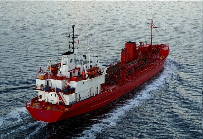 O navă moldovenească a fost lovită de un obuz în Marea Neagră