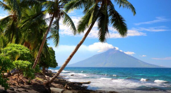 Erupţie puternică a unui vulcan din Papua Noua Guinee