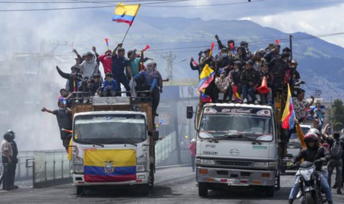 Sute de amerindieni protestează în capitala Ecuadorului – VIDEO