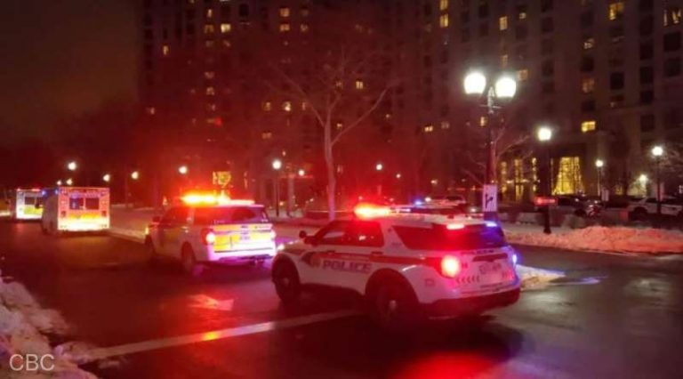 Şase persoane au fost ucise în capitala canadiană Ottawa într-un caz rar de atac în masă