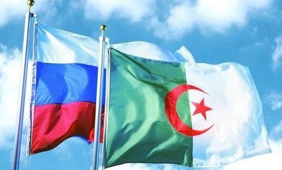 Algeria şi Rusia îşi întăresc cooperarea militară