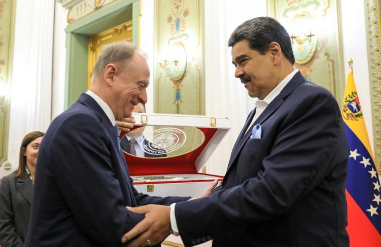 Maduro l-a primit la Caracas pe secretarul Consiliului de Securitate al Rusiei