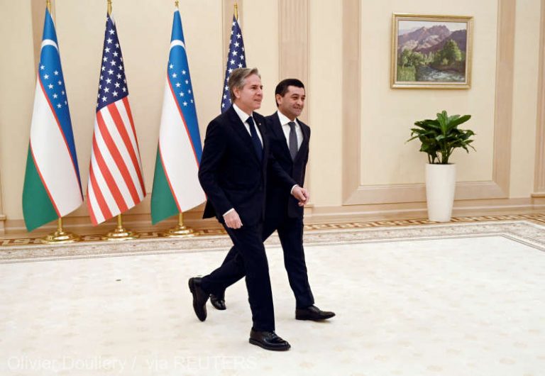 Antony Blinken cere Uzbekistanului ‘să respecte libertăţile fundamentale’