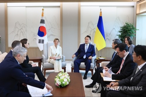 Preşedintele sud-coreean s-a întâlnit la Seul cu soţia lui Zelenski