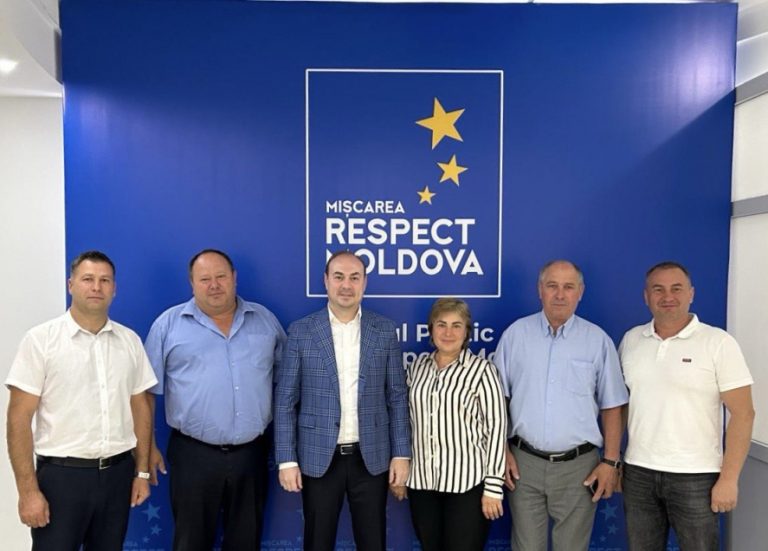 Mișcarea Respect Moldova se laudă că a mai racolat trei primari de sate