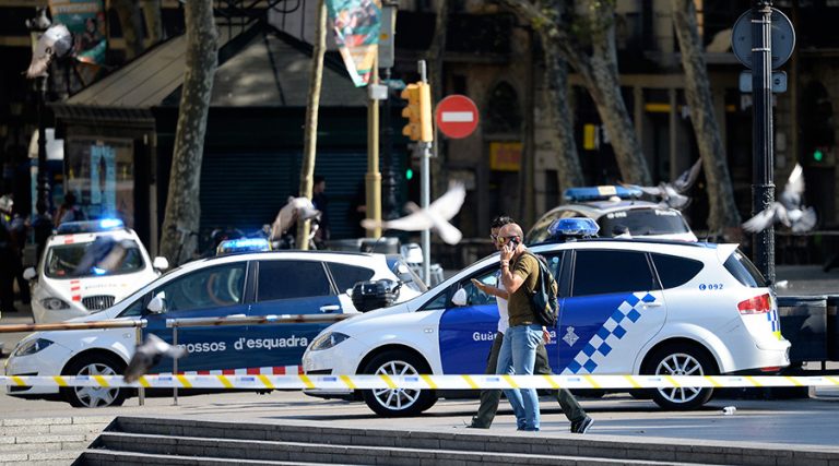 Autorităţile spaniole au restrâns cercul suspecţilor în ancheta atacului terorist din Barcelona