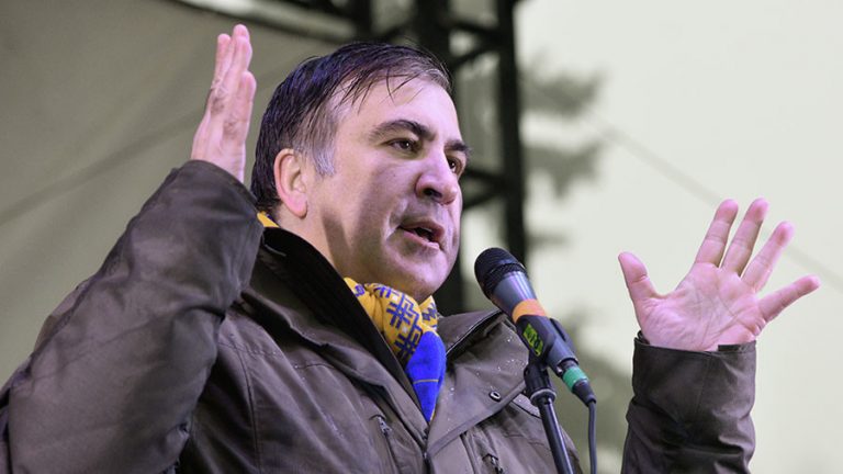 Saakaşvili dus în faţa unei instanţe din Kiev, fiind acuzat că a încercat răsturnarea de la putere a lui Poroşenko