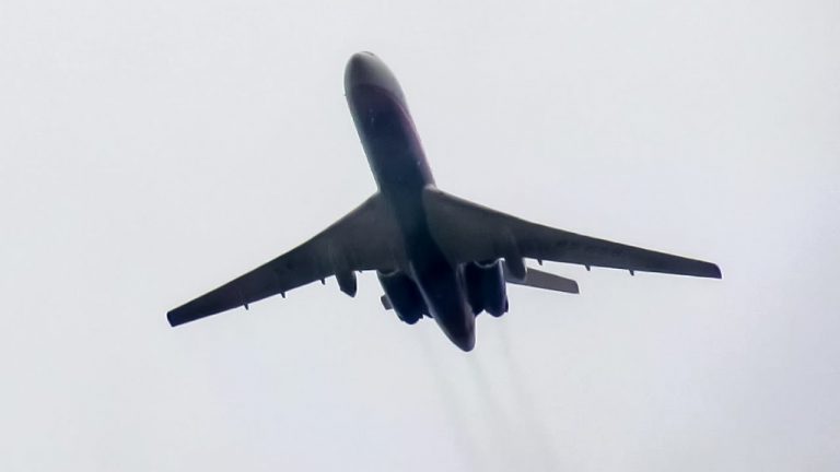 Avionul de linie Tupolev Tu-154 a efectuat ultimul zbor comercial