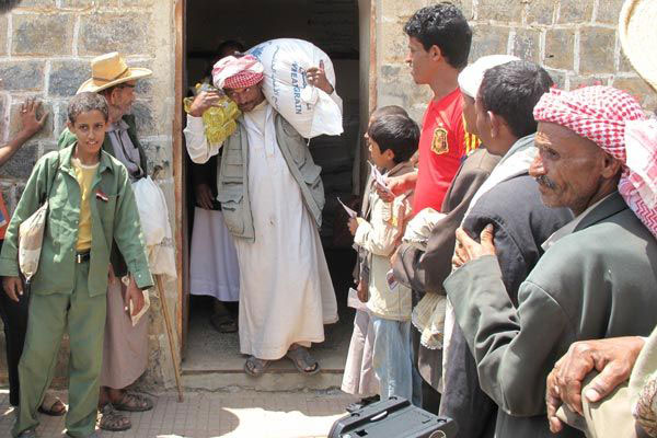 ONU suspendă parţial trimiterea de ajutoare umanitare trimise în Yemen