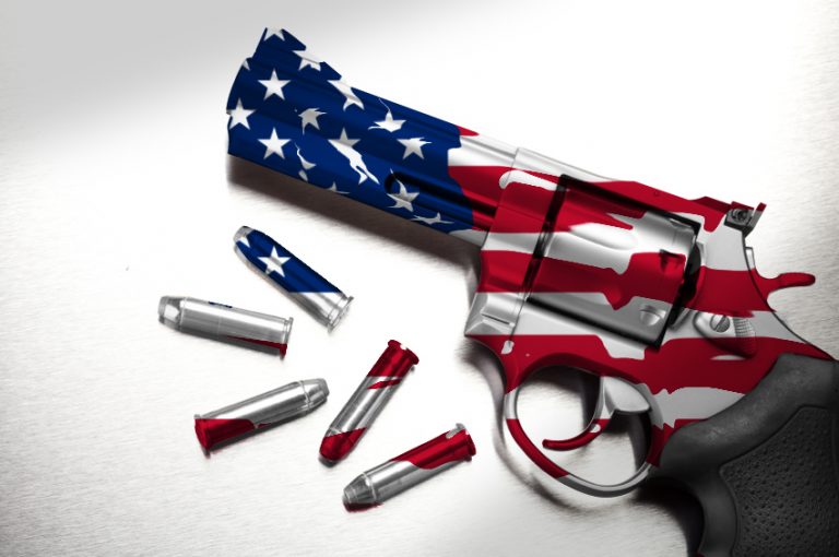 SUA : Producătorii de armament se confruntă cu neîncrederea marilor întreprinderi după atacul armat din Florida