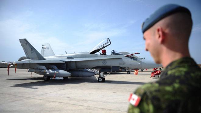 Canada cumpără avioane militare F18 din Australia