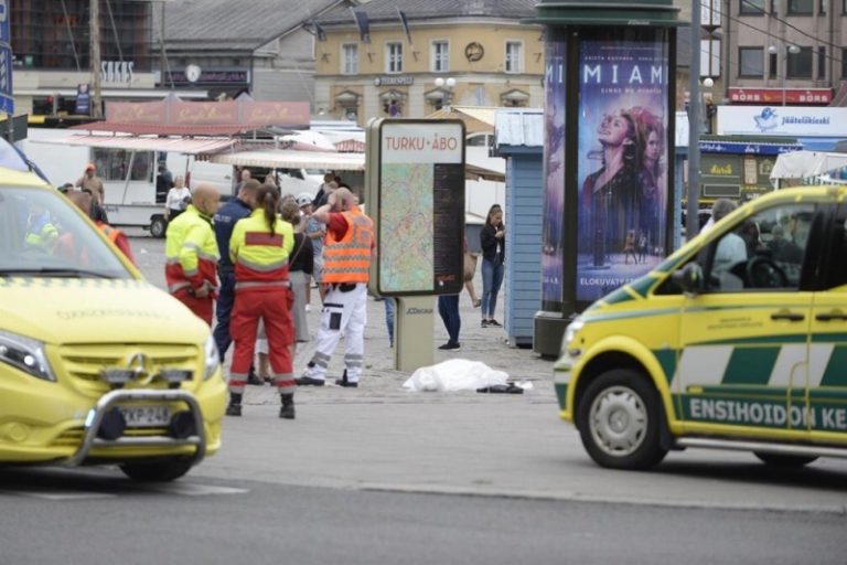 Teroristul din Turku ceruse azil în Finlanda şi atacul lui a vizat în mod special femeile