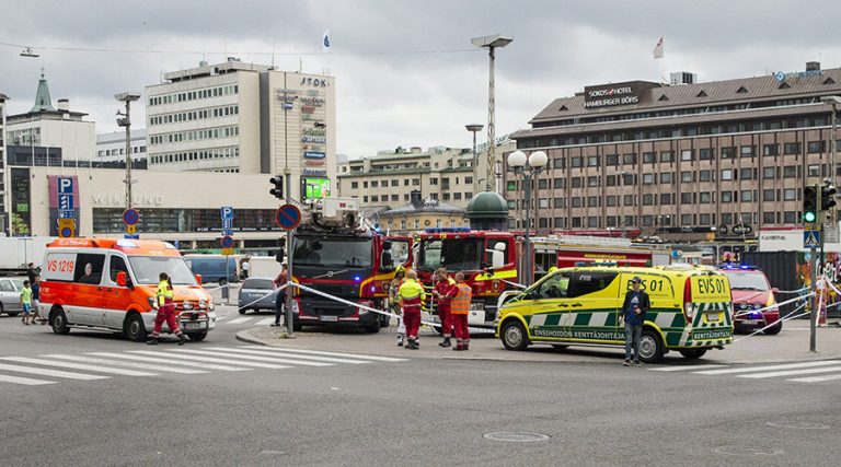 ‘Ceaţă totală’ în Finlanda. Autorităţile nu ştiu nici acum CINE este teroristul din Turku