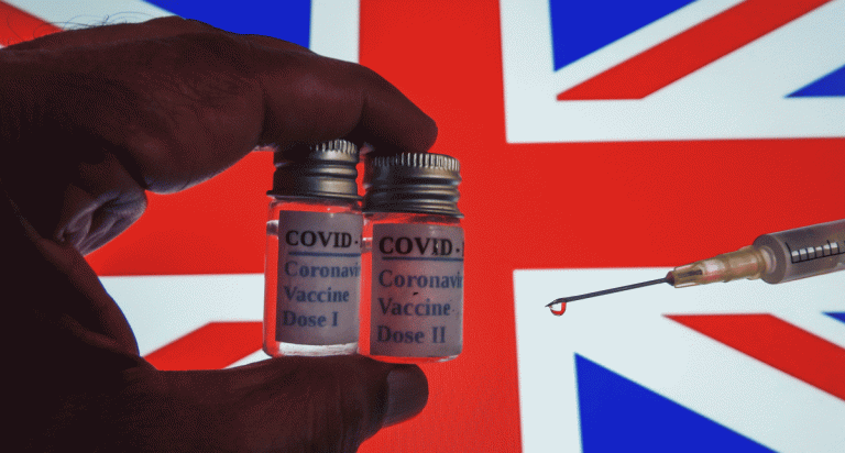 RECORD absolut de programări la vaccinare în Anglia! Un milion de tineri au luat cu asalt site-ul NHS