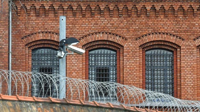 După evadarea a nouă deţinuţi, penitenciarele din Berlin angajează peste 100 de gardieni – VIDEO
