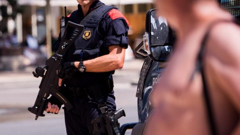 Poliţia catalană a descoperit o centură explozivă REALĂ