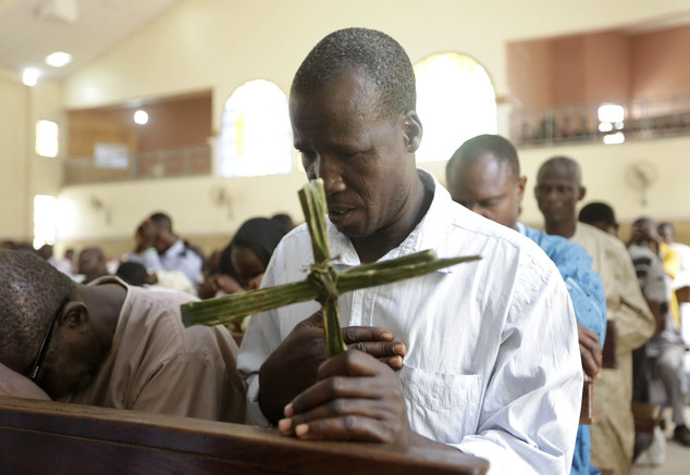 Peste 340 milioane de creştini din întreaga lume au fost ‘puternic persecutaţi’ anul trecut