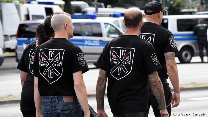 Suedia: Sute de militanţi neonazişti au manifestat la Stockholm