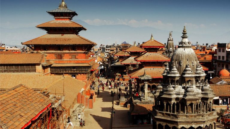 Autorităţile nepaleze au interzis traficul rutier în trei cartiere din Kathmandu
