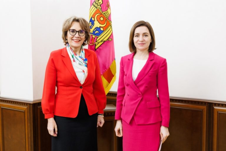 Cooperarea în domeniul apărării, discutată de Maia Sandu și președinta Comisiei de apărare a Senatului României, Nicoleta Pauliuc